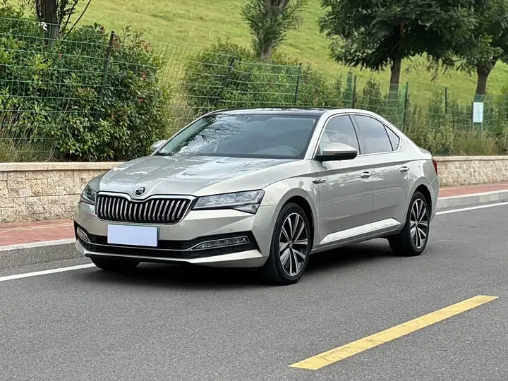Skoda Superb 2022, арт. CN-3067744 — фото 1