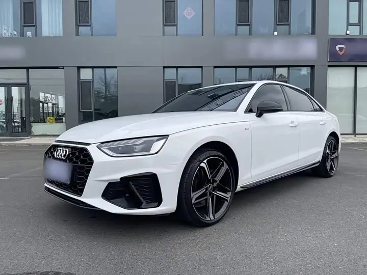 Audi A4L 2025, арт. CN-3071002 — фото 1