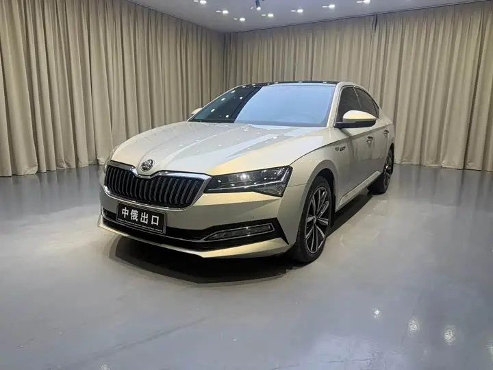 Skoda Superb 2023, арт. CN-3080063 — фото 1