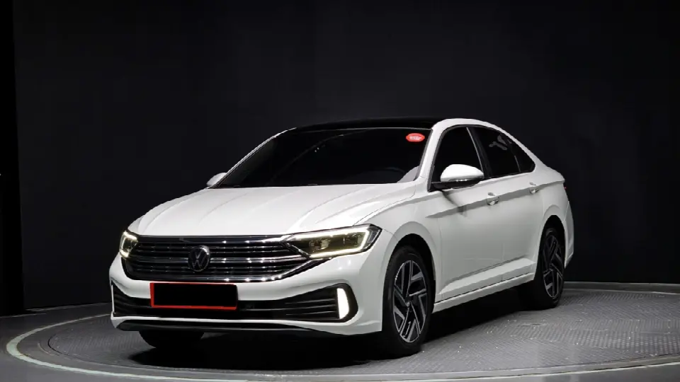 Volkswagen Jetta 2019, арт. KR-3080428 — фото 1