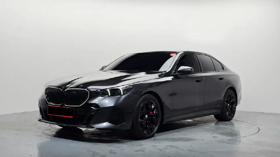BMW 5 Series 2023, арт. KR-3081073 — фото 1