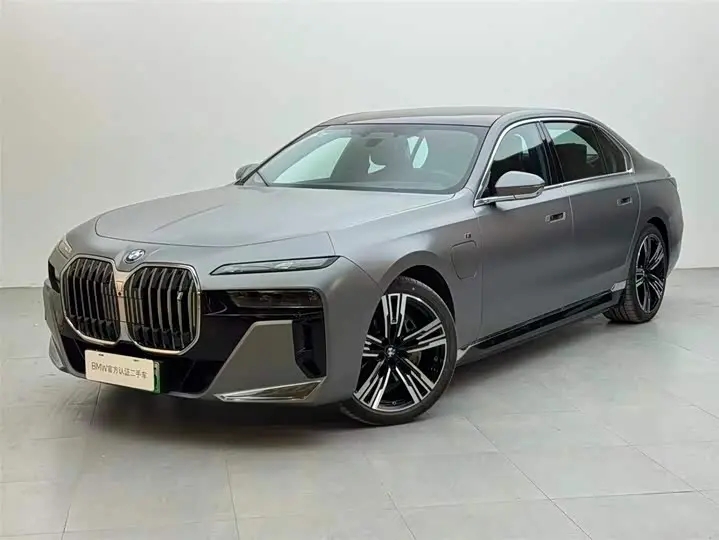 BMW i7 2023, арт. CN-3089995 — фото 1