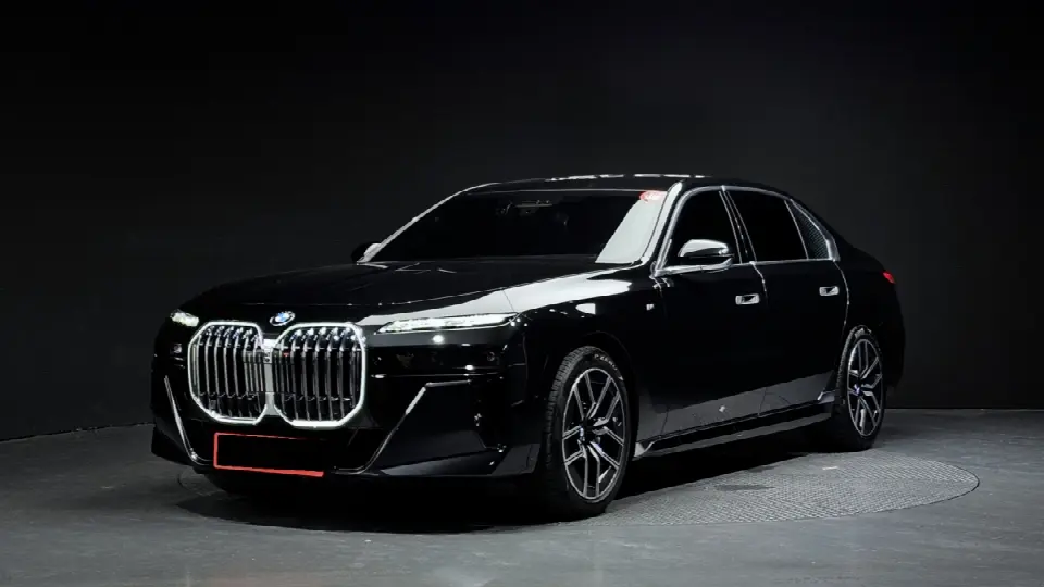 BMW 7 Series 2022, арт. KR-3092527 — фото 1