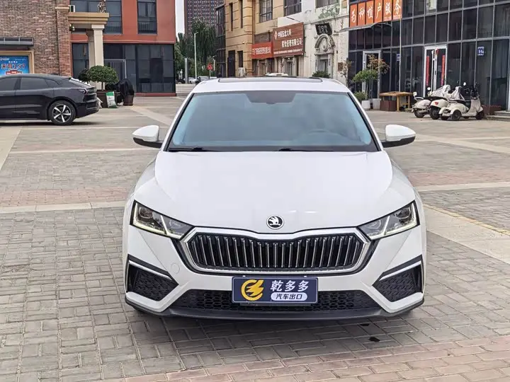 Skoda Octavia Pro 2022, арт. CN-3093333 — фото 1