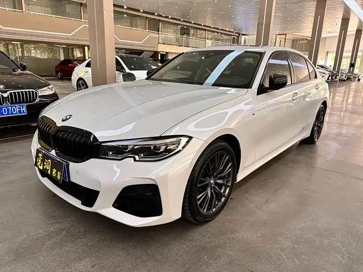 BMW 3 Series 2022, арт. CN-3098729 — фото 1