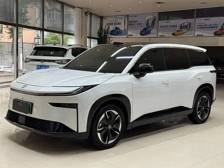 Toyota bZ3X 2025, арт. CN-3104023 — фото 1