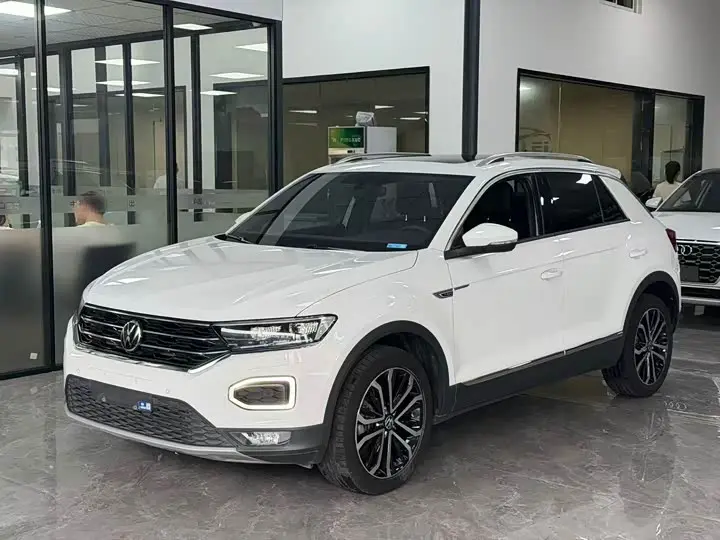 Volkswagen T-Roc 2021, арт. CN-3107190 — фото 1