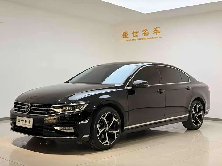 Volkswagen Magotan 2023, арт. CN-3107351 — фото 1