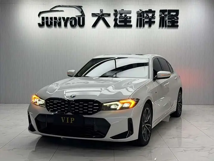 BMW 3 Series 2023, арт. CN-3108996 — фото 1