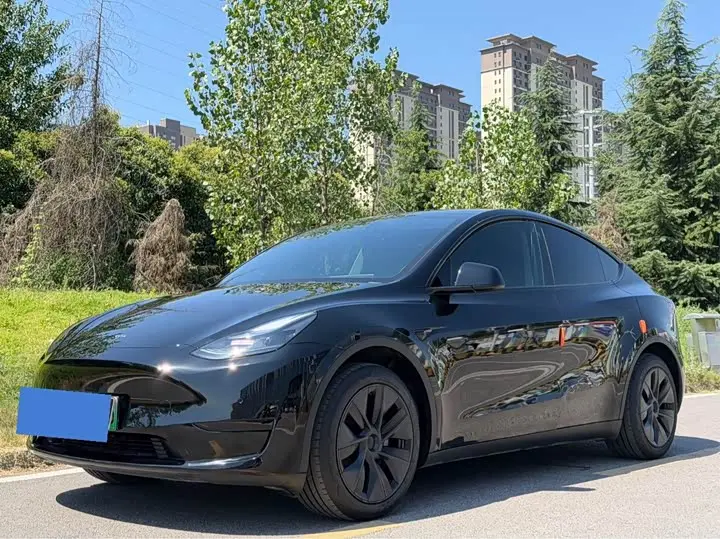 Tesla Model Y 2023, арт. CN-3109750 — фото 1