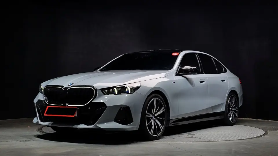 BMW 5 Series 2023, арт. KR-3110953 — фото 1