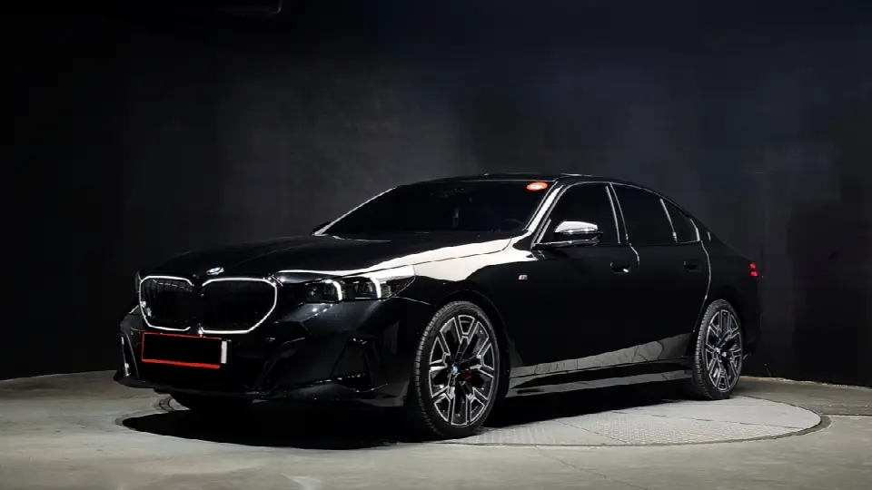 BMW 5 Series 2023, арт. KR-3110955 — фото 1