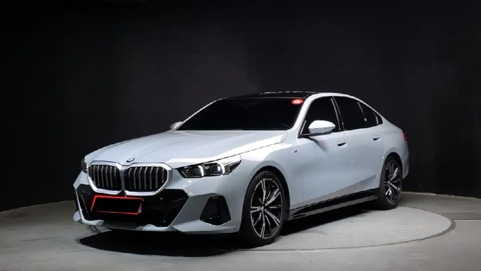 BMW 5 Series 2023, арт. KR-3115405 — фото 1