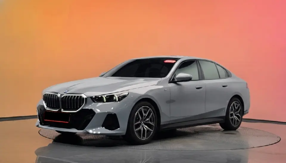 BMW 5 Series 2023, арт. KR-3116154 — фото 1