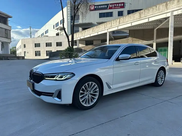 BMW 5 Series 2022, арт. CN-3117646 — фото 1