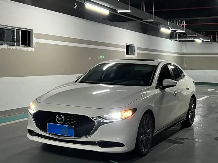 Mazda 3 (Axela) 2023, арт. CN-3122116 — фото 1