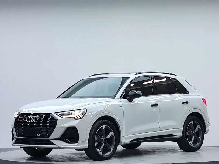 Audi Q3 2022, арт. CN-3124775 — фото 1