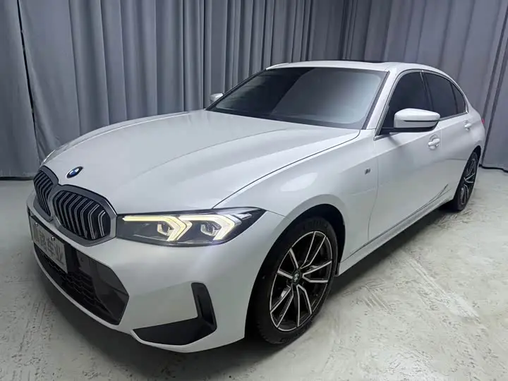 BMW 3 Series 2023, арт. CN-3129194 — фото 1