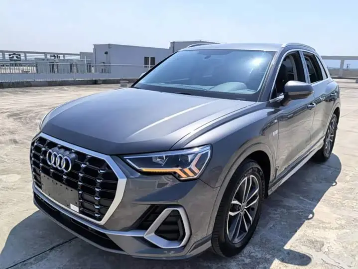 Audi Q3 2022, арт. CN-3129372 — фото 1