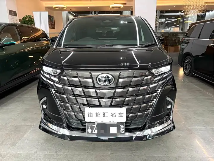 Toyota Alphard 2025, арт. CN-3131910 — фото 1