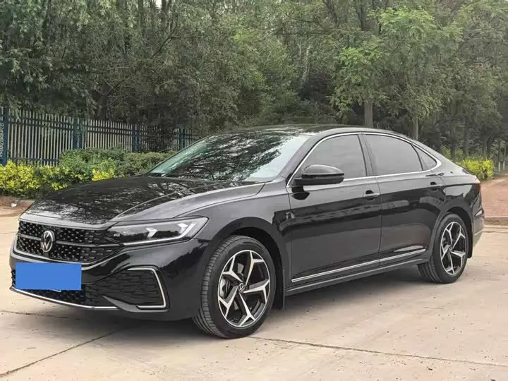 Volkswagen Passat 2025, арт. CN-3134459 — фото 1