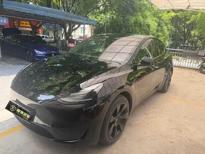 Tesla Model Y 2022, арт. CN-3140053 — фото 1
