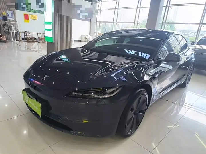 Tesla Model 3 2023, арт. CN-3142027 — фото 1