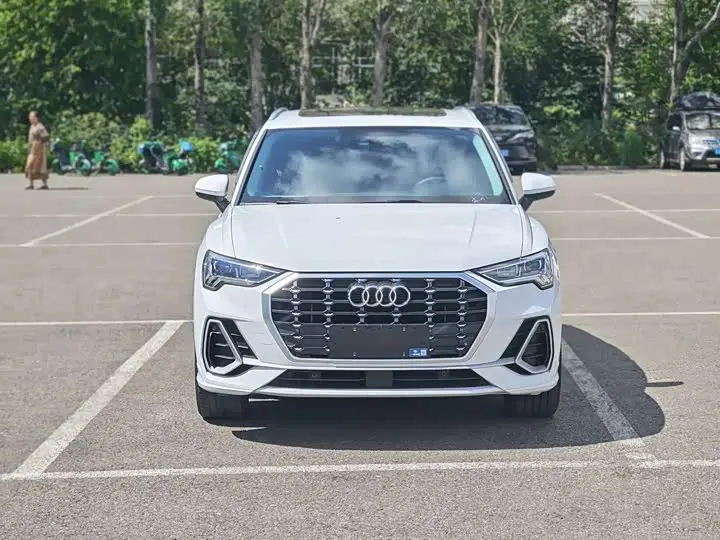 Audi Q3 2022, арт. CN-3147977 — фото 1