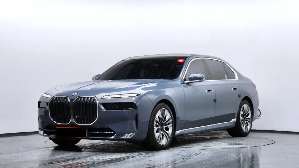BMW 7 Series 2022, арт. KR-3148946 — фото 1