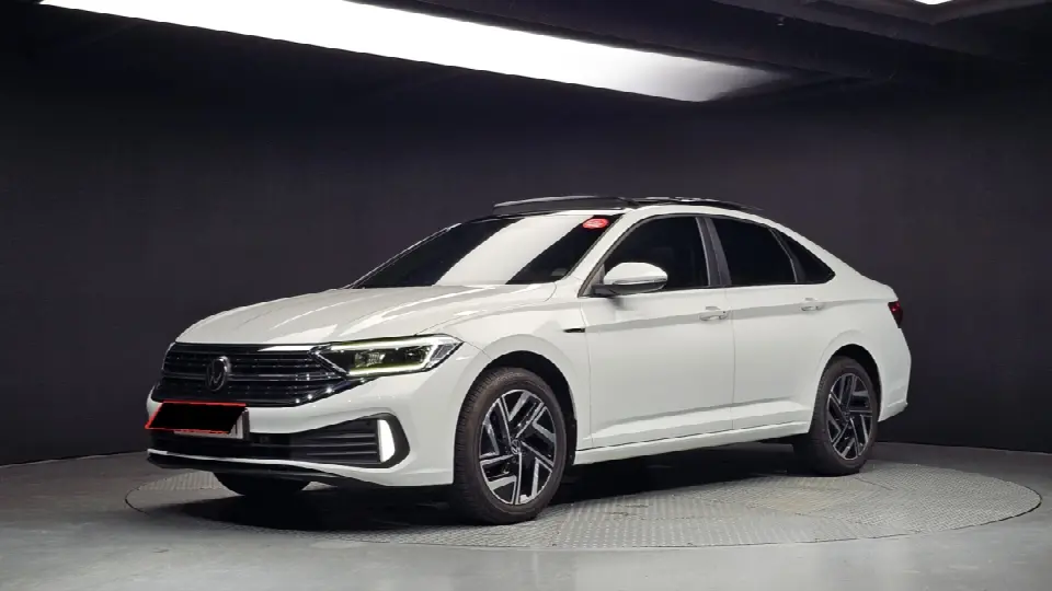Volkswagen Jetta 2019, арт. KR-3149762 — фото 1