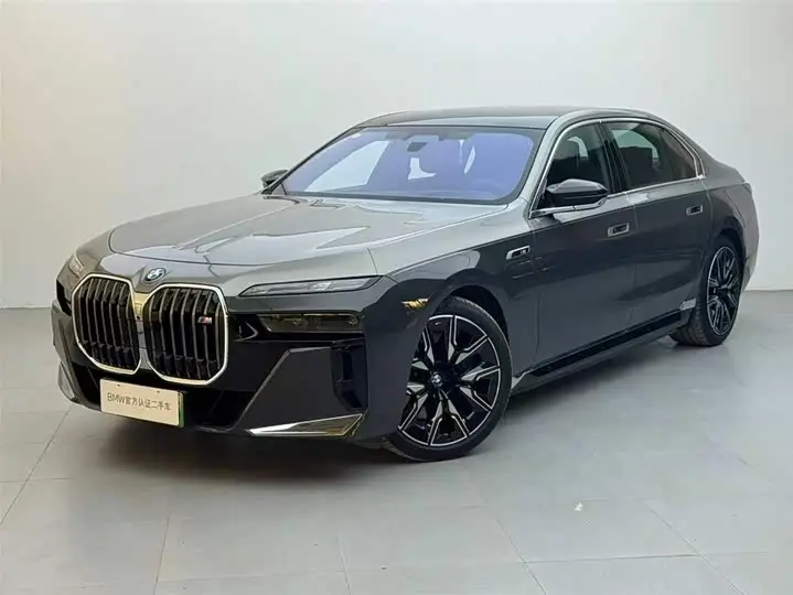 BMW i7 2023, арт. CN-3150819 — фото 1