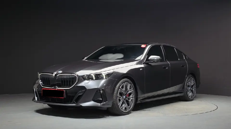 BMW 5 Series 2023, арт. KR-3160653 — фото 1