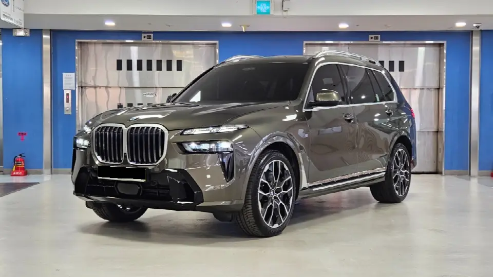 BMW X7 2019, арт. KR-3165409 — фото 1