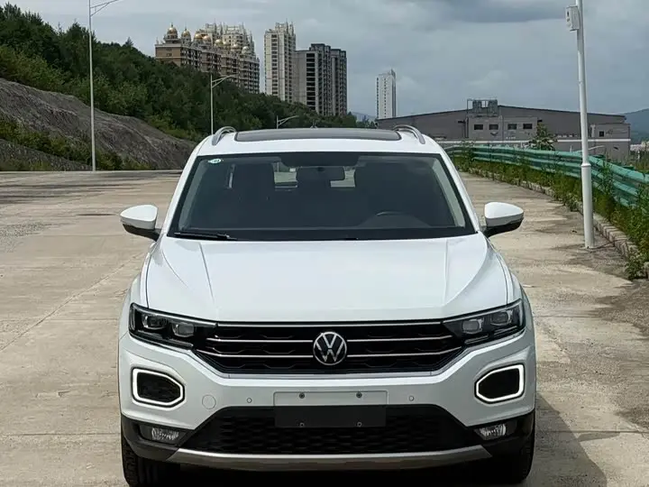 Volkswagen T-Roc 2022, арт. CN-3177553 — фото 1