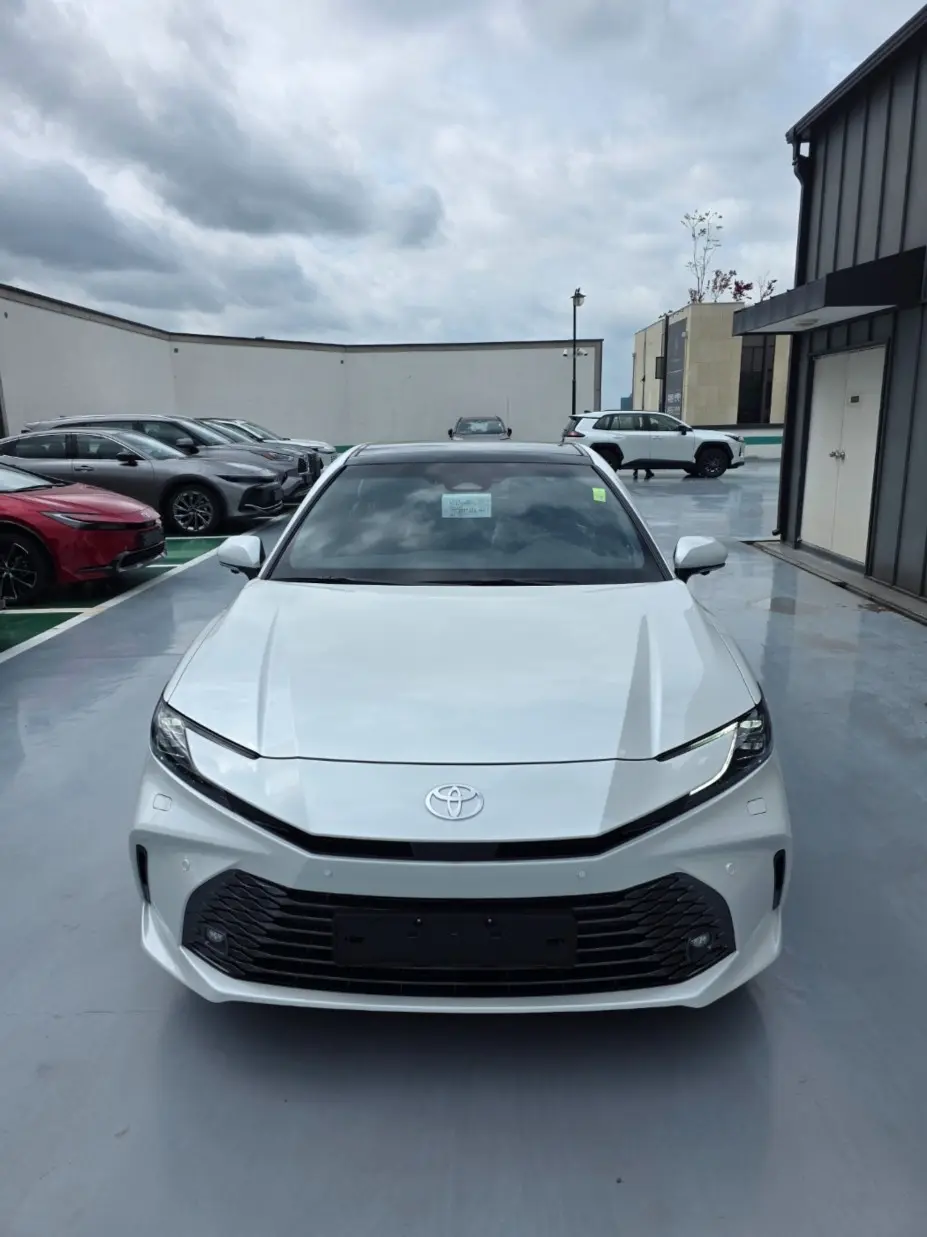 Toyota Camry 2024, арт. KR-3178394 — фото 1
