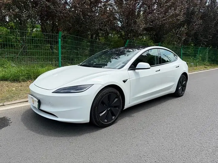 Tesla Model 3 2025, арт. CN-3182787 — фото 1