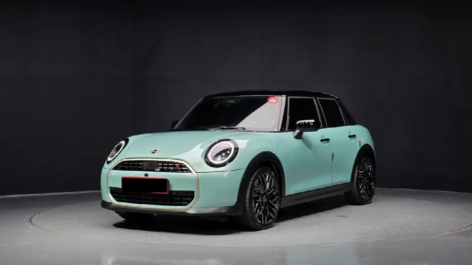 Mini Cooper 2024, арт. KR-3184362 — фото 1