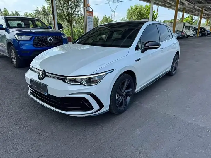 Volkswagen Golf 2021, арт. CN-3190801 — фото 1