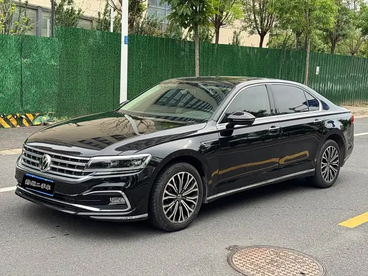 Volkswagen Phideon 2021, фото из объявления