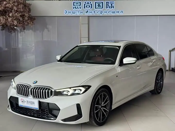 BMW 3 Series 2023, арт. CN-3202506 — фото 1