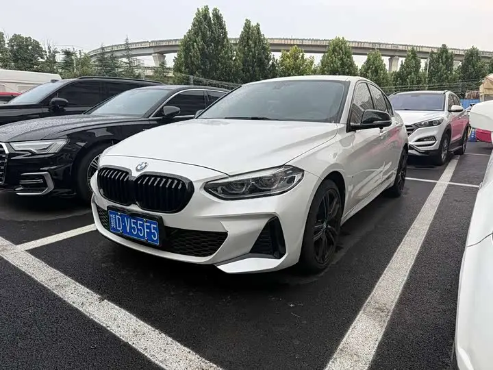 BMW 1 Series 2023, арт. CN-3204728 — фото 1