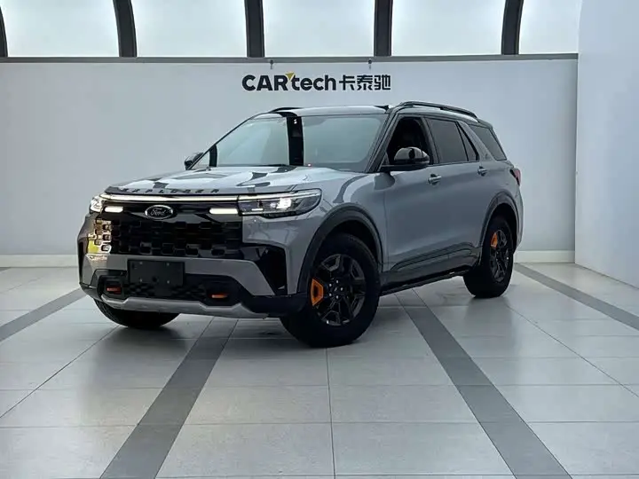 Ford Explorer 2024, арт. CN-3205018 — фото 1