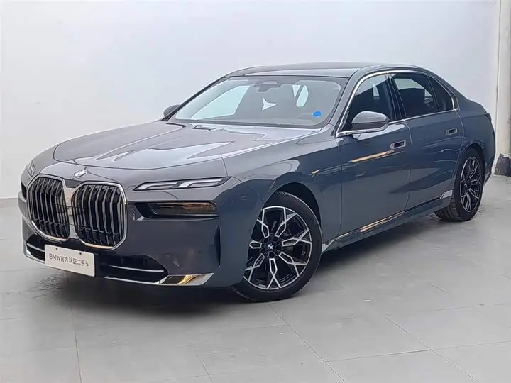 BMW 7 Series 2023, арт. CN-3205429 — фото 1