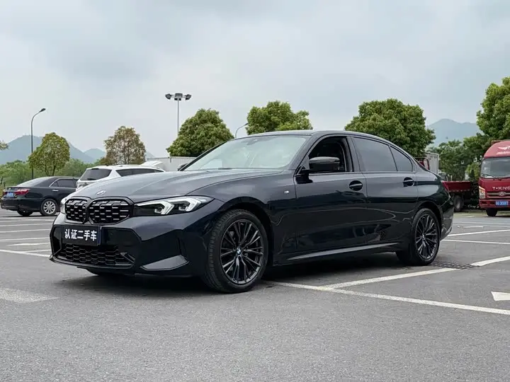 BMW 3 Series 2023, арт. CN-3206257 — фото 1