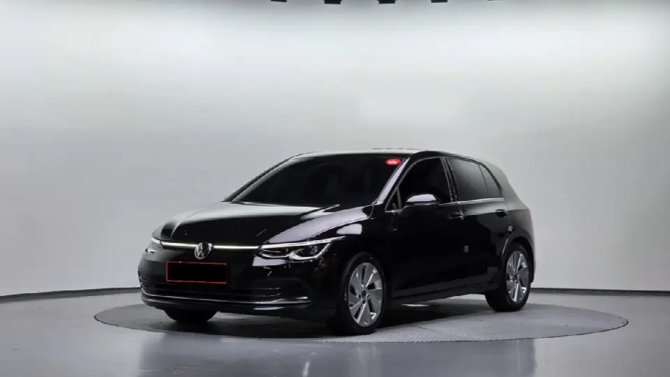 Volkswagen Golf 2022, арт. KR-3208251 — фото 1
