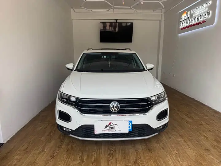 Volkswagen T-Roc 2021, арт. CN-3211131 — фото 1