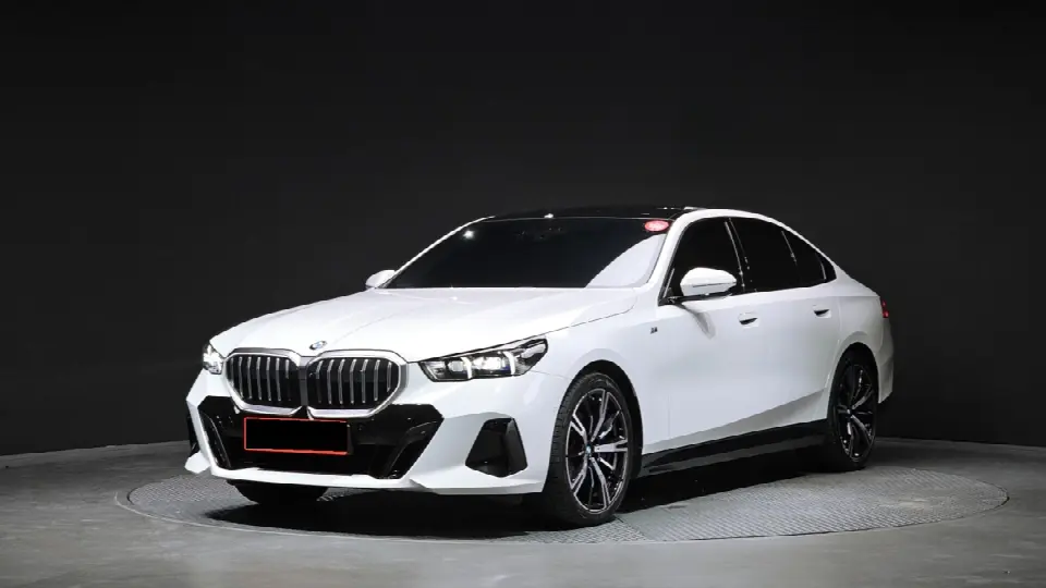 BMW 5 Series 2023, арт. KR-3213539 — фото 1