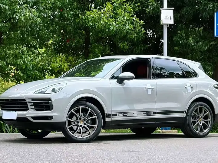 Porsche Cayenne 2023, арт. CN-3216589 — фото 1