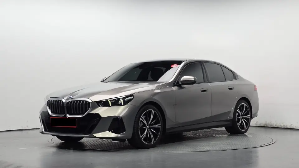 BMW 5 Series 2023, арт. KR-3218264 — фото 1