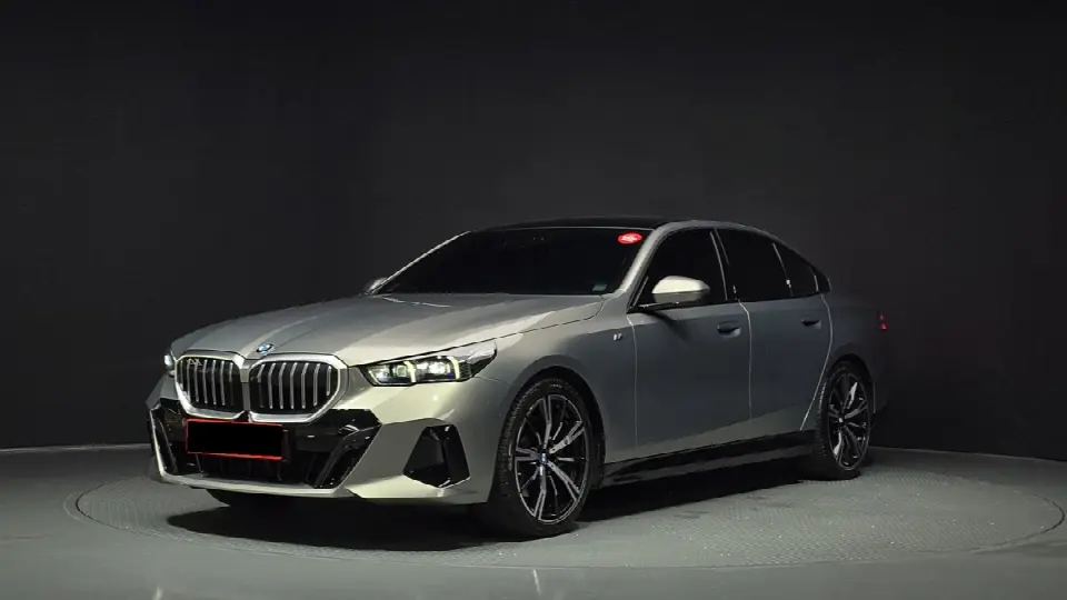 BMW 5 Series 2023, арт. KR-3218496 — фото 1